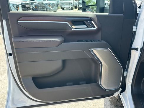 New 2026 GMC Sierra 2500 Denali image 11
