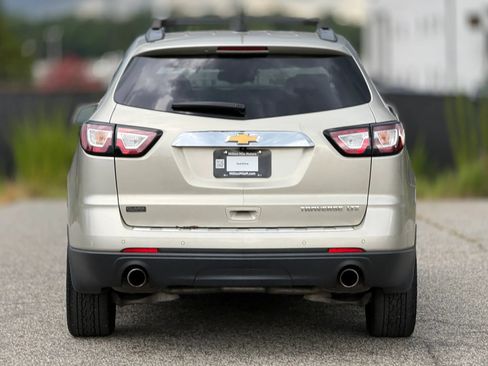 Used 2016 Chevrolet Traverse LTZ w/ LPO, 'HIT The Road' Package FWD image 4