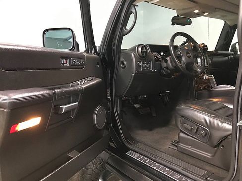 Used 2006 HUMMER H2 image 9