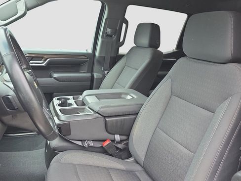 Used 2023 Chevrolet Silverado 1500 LT w/ Protection Package RWD image 7