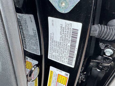 Certified 2025 Honda Accord LX image 24
