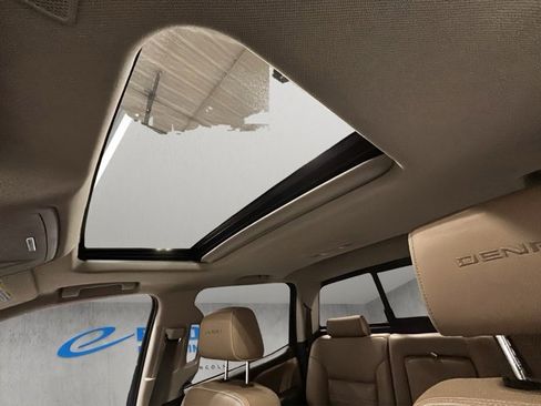 Used 2019 GMC Sierra 3500 Denali w/ Duramax Plus Package image 22