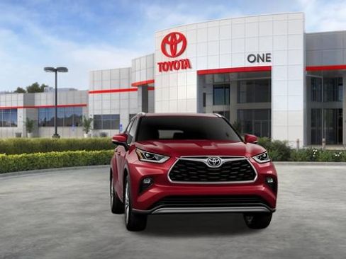 New 2026 Toyota Highlander Platinum AWD/4WD image 19