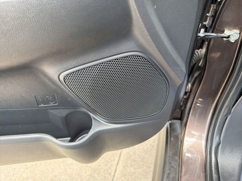 Used 2020 Mitsubishi Outlander Sport ES FWD image 19