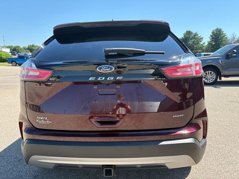 Used 2024 Ford Edge SEL w/ Convenience Package AWD/4WD image 6
