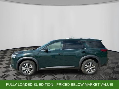 Used 2023 Nissan Pathfinder SL w/ Cargo Package AWD/4WD image 2