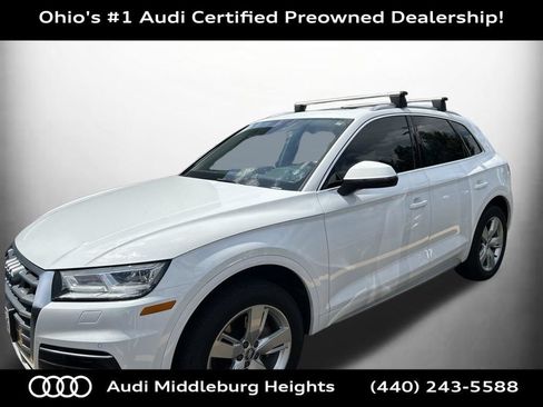 Used 2019 Audi Q5 2.0T Premium Plus w/ Premium Plus Package AWD/4WD image 2