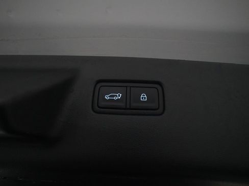 Used 2025 Hyundai Santa Fe SEL AWD/4WD image 15