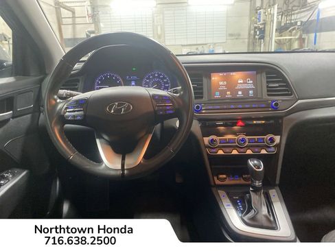 Used 2020 Hyundai Elantra Value Edition w/ Cargo Package (C1) image 16