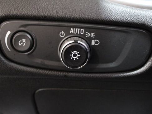 Used 2024 Chevrolet Malibu LT image 31