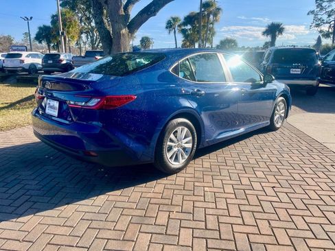 Used 2026 Toyota Camry LE image 5