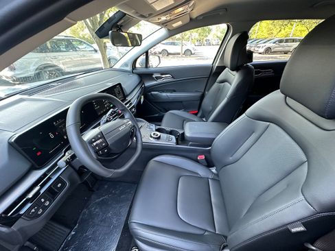 New 2026 Kia Sportage EX image 32