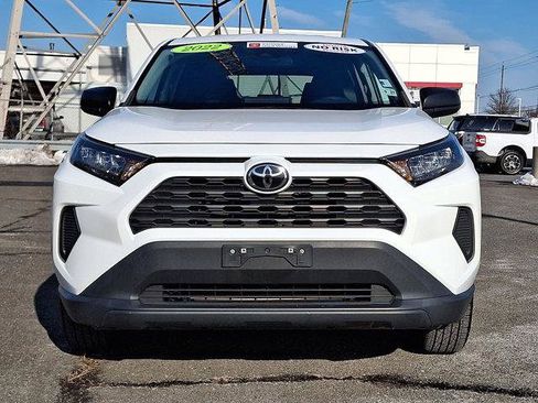 Certified 2022 Toyota RAV4 LE image 31