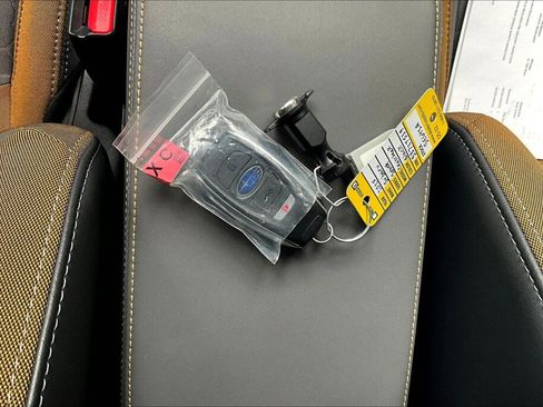 Certified 2025 Subaru Crosstrek 2.5i Sport w/ Crosstrek Mirror Package image 17