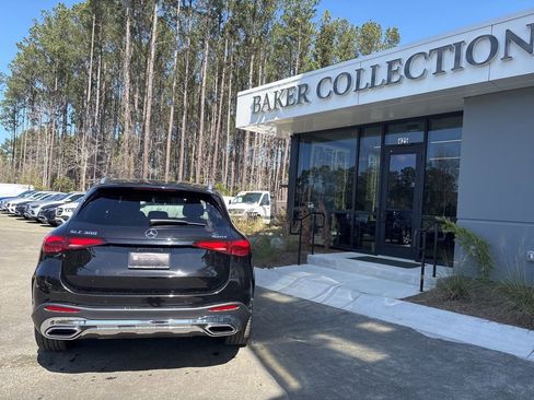 Used 2024 Mercedes-Benz GLC 300 4MATIC image 7