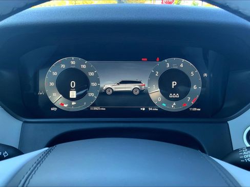 Used 2026 Land Rover Range Rover Velar S image 25