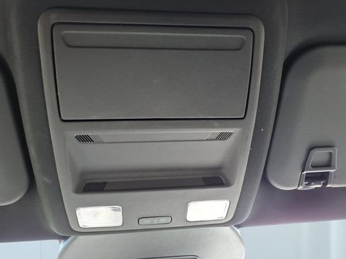 Used 2025 Ford Escape ST-Line AWD/4WD image 25