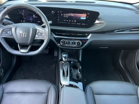 Used 2024 Buick Envista Sport Touring w/ Convenience I Package image 4