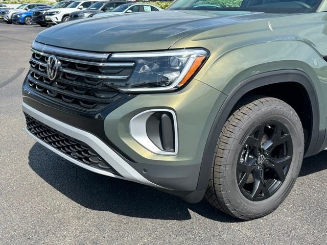 New 2026 Volkswagen Atlas Peak Edition AWD/4WD image 9