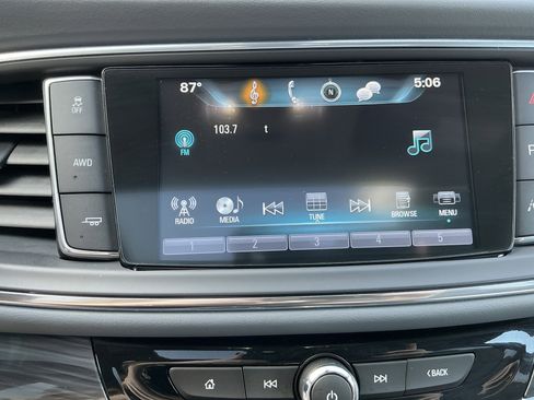 Used 2018 Buick Enclave Premium w/ Experience Buick Package image 22