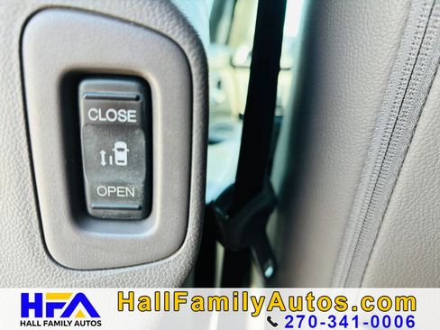 Used 2016 Honda Odyssey EX-L image 23