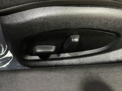 Used 2020 Chevrolet Camaro SS RWD image 15