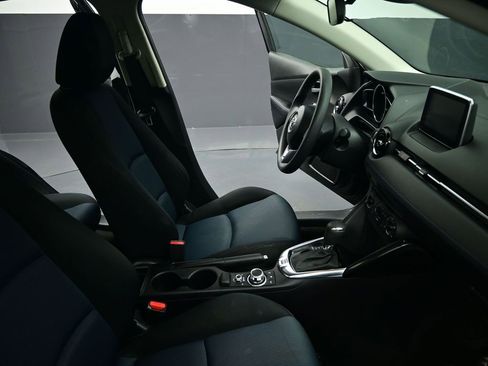 Used 2017 Toyota Yaris iA image 51