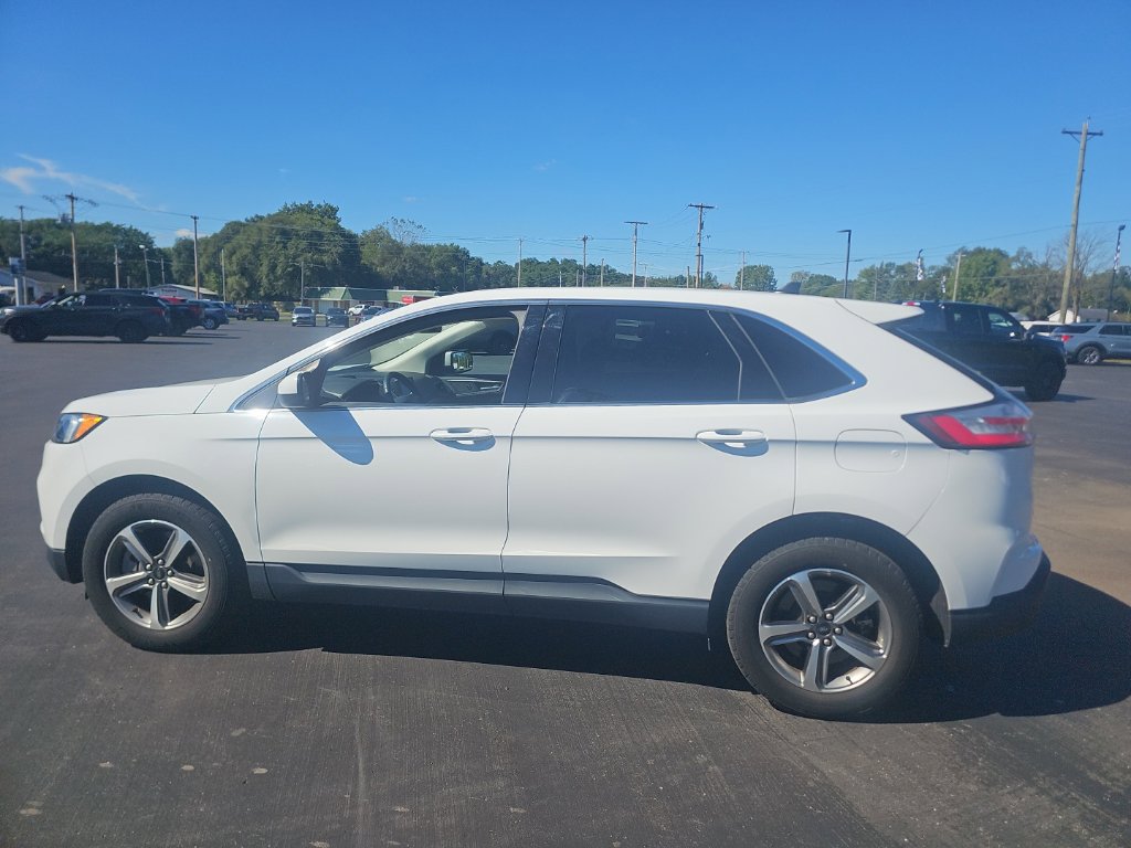 Used 2024 Ford Edge SEL w/ Convenience Package AWD/4WD image 11