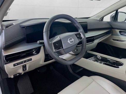 Used 2025 Nissan Murano SL w/ Cargo Package image 7