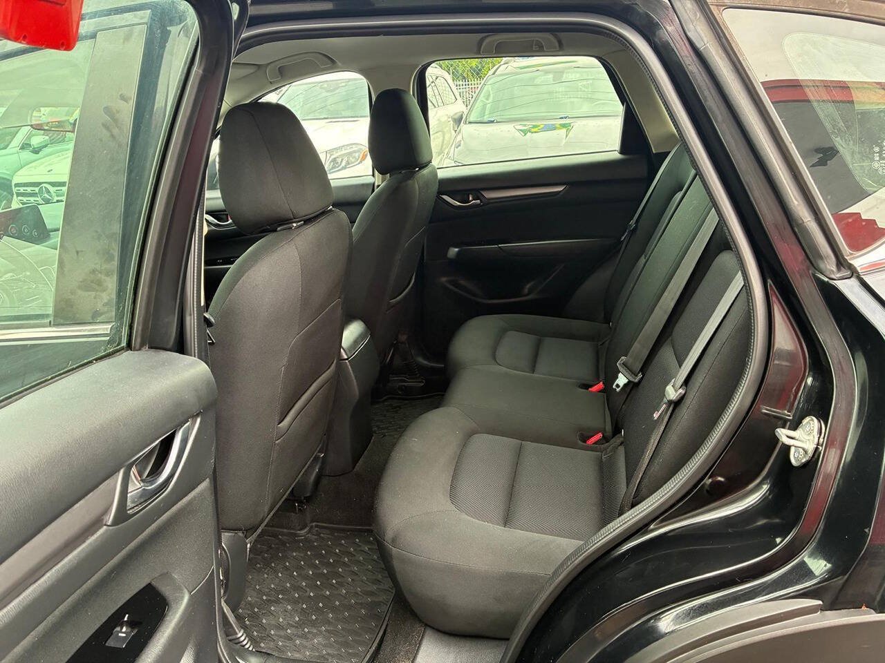 Used 2018 MAZDA CX-5 Sport FWD image 10