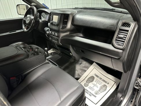 Used 2022 RAM 2500 Tradesman w/ Chrome Appearance Group image 10