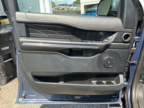 Certified 2020 Ford Expedition Platinum RWD image 9
