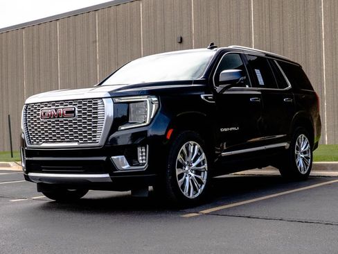 Used 2023 GMC Yukon Denali AWD/4WD image 4