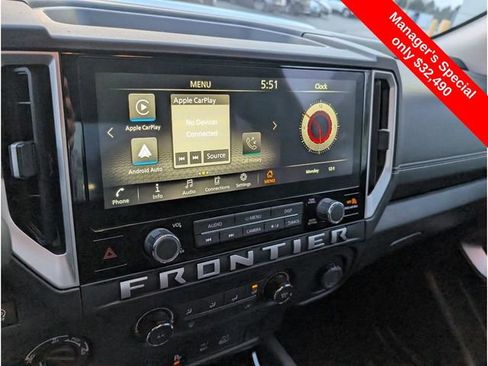 Certified 2025 Nissan Frontier SV image 21