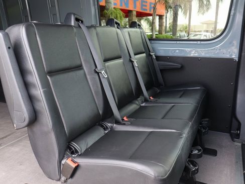 Used 2021 Mercedes-Benz Sprinter 2500 image 14