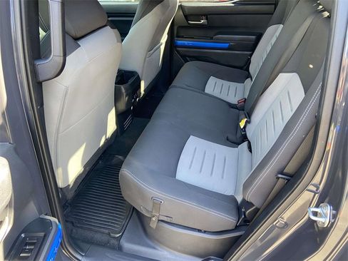 Used 2024 Toyota Tacoma TRD Sport image 18