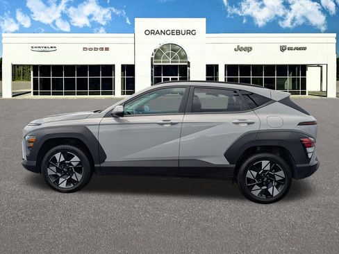 Used 2024 Hyundai Kona SEL AWD/4WD image 4