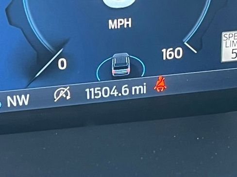 Used 2024 Ford Expedition Limited image 19