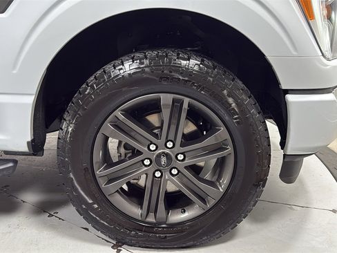 Used 2022 Ford F150 XLT w/ Equipment Group 302A High image 20