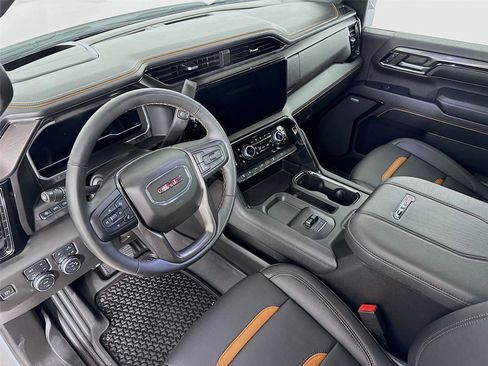 Used 2024 GMC Sierra 3500 AT4 w/ AT4 Premium Plus Package image 10