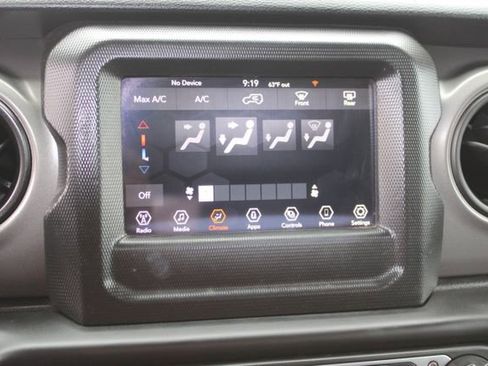 Used 2023 Jeep Wrangler Unlimited Sport AWD/4WD image 20