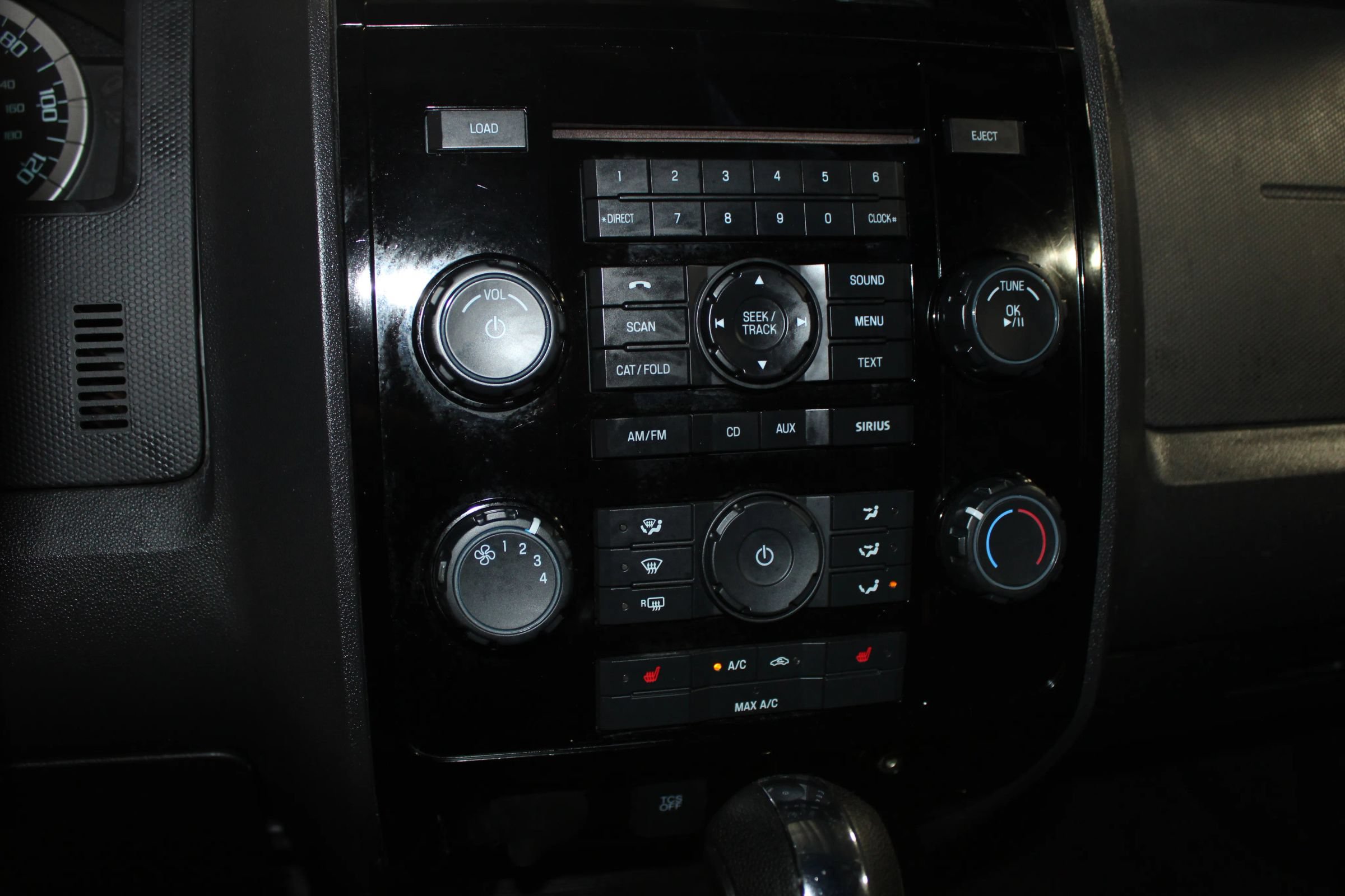 Used 2011 Ford Escape Limited FWD image 17