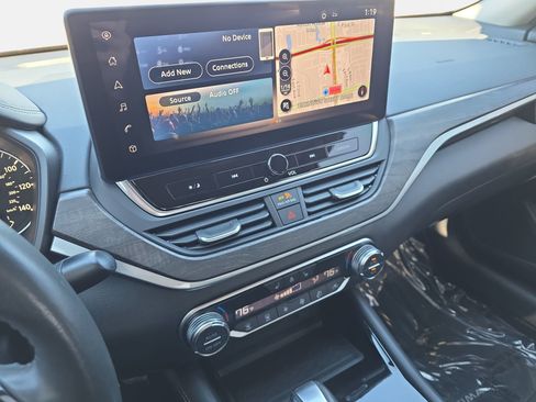 Used 2024 Nissan Altima 2.5 SL image 19