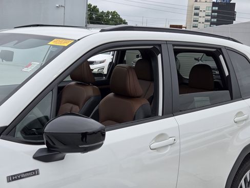 Used 2025 Subaru Forester Touring w/ Touring Package AWD/4WD image 11