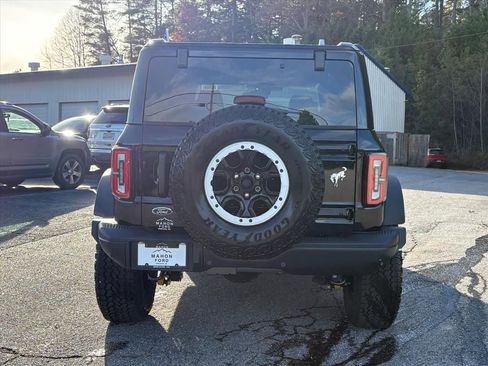 New 2025 Ford Bronco Badlands image 4