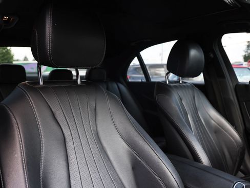 Used 2019 Mercedes-Benz E 300 4MATIC image 33