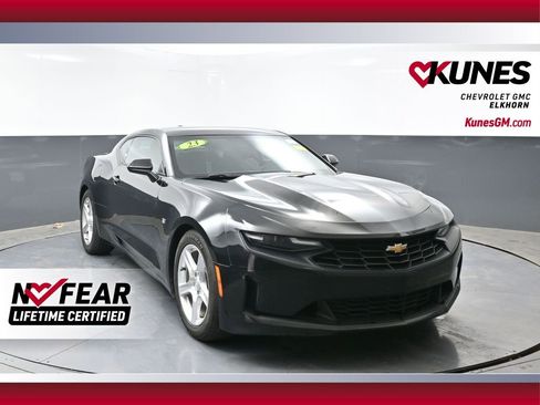 Used 2023 Chevrolet Camaro LT RWD image 1