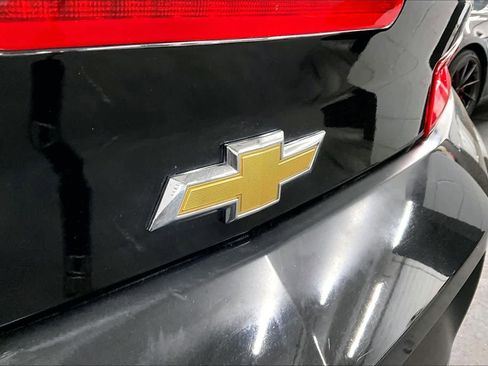 Used 2017 Chevrolet Camaro LT RWD image 30