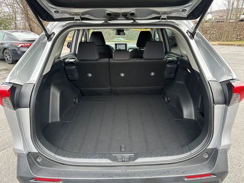 Certified 2025 Toyota RAV4 LE AWD/4WD image 15