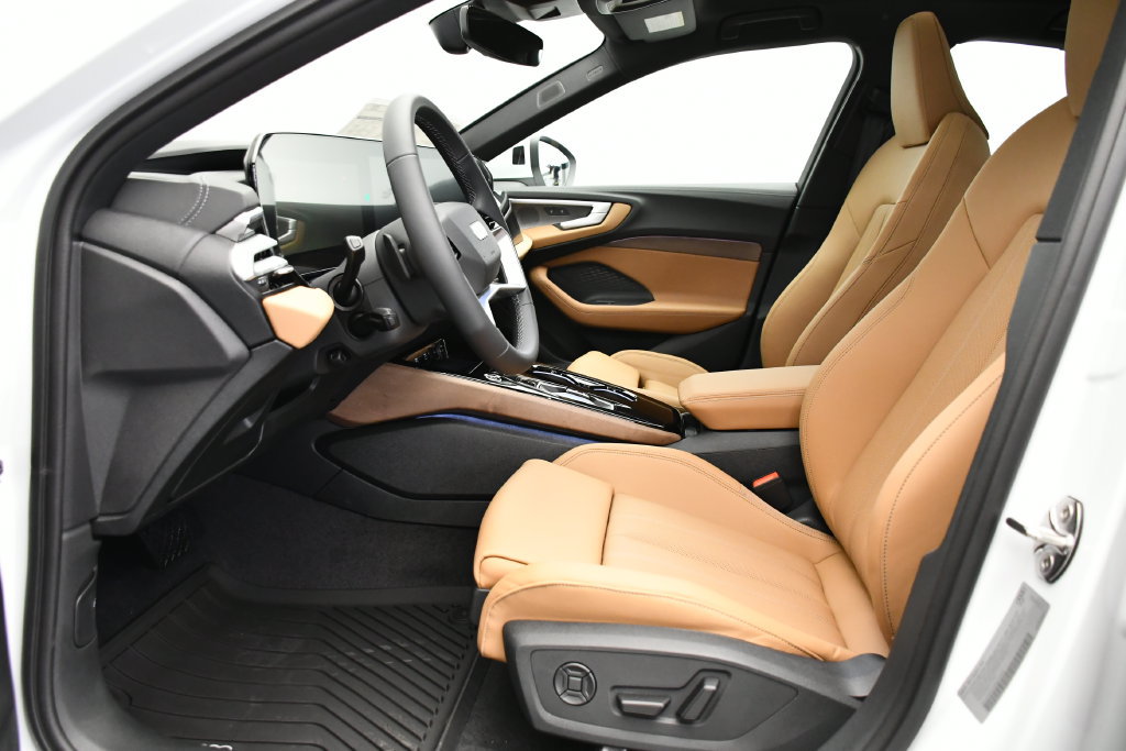 Used 2025 Audi A5 Premium w/ Premium Plus AWD/4WD image 37